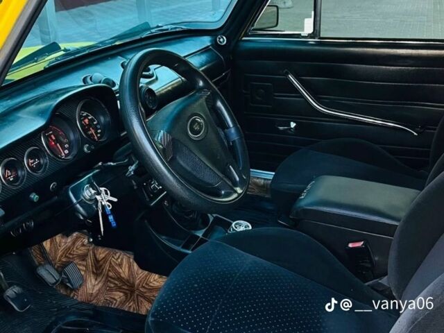 ВАЗ 2103 1974 у Дніпро (Дніпропетровську) на Automoto.ua Жовтий ВАЗ 2103, об'ємом двигуна 0 л та пробігом 24 тис. км за 713 $, фото 9 на Automoto.ua