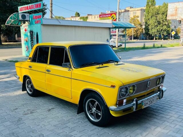 Желтый ВАЗ 2103, объемом двигателя 2 л и пробегом 5 тыс. км за 807 $, фото 4 на Automoto.ua