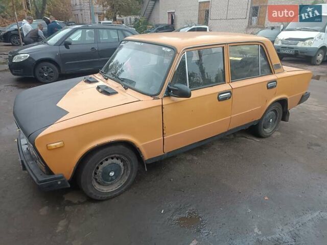 Желтый ВАЗ 2103, объемом двигателя 1.5 л и пробегом 77 тыс. км за 700 $, фото 2 на Automoto.ua