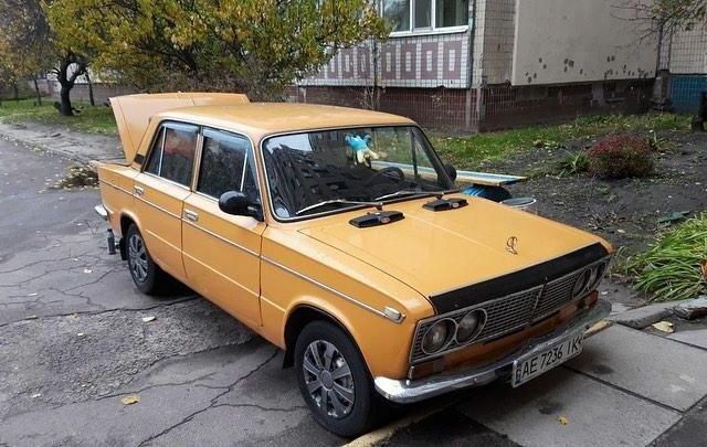 Желтый ВАЗ 2103, объемом двигателя 1.5 л и пробегом 3 тыс. км за 576 $, фото 6 на Automoto.ua