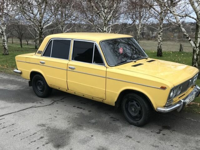 Желтый ВАЗ 2103, объемом двигателя 1.5 л и пробегом 805 тыс. км за 713 $, фото 1 на Automoto.ua