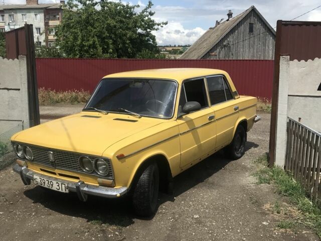 Желтый ВАЗ 2103, объемом двигателя 1.5 л и пробегом 805 тыс. км за 713 $, фото 11 на Automoto.ua
