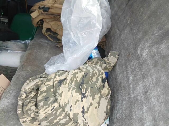 Желтый ВАЗ 2103, объемом двигателя 1.4 л и пробегом 300 тыс. км за 300 $, фото 9 на Automoto.ua