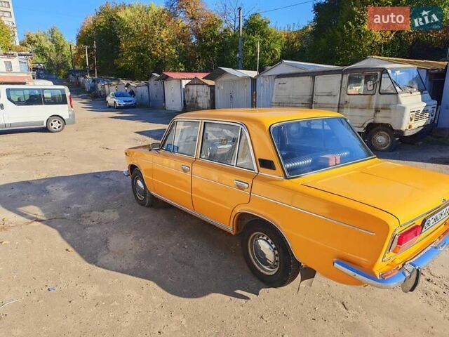 ВАЗ 2103 1976 в Львове на Automoto.ua Желтый ВАЗ 2103, объемом двигателя 1.5 л и пробегом 88 тыс. км за 2600 $, фото 4 на Automoto.ua