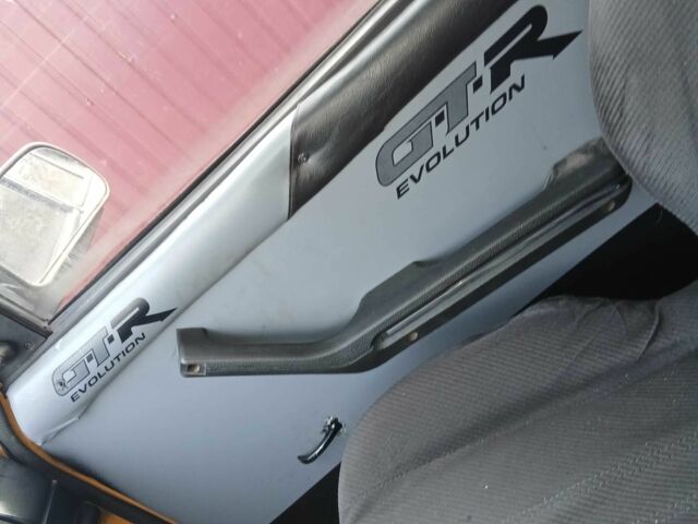 Желтый ВАЗ 2103, объемом двигателя 1.4 л и пробегом 300 тыс. км за 300 $, фото 5 на Automoto.ua