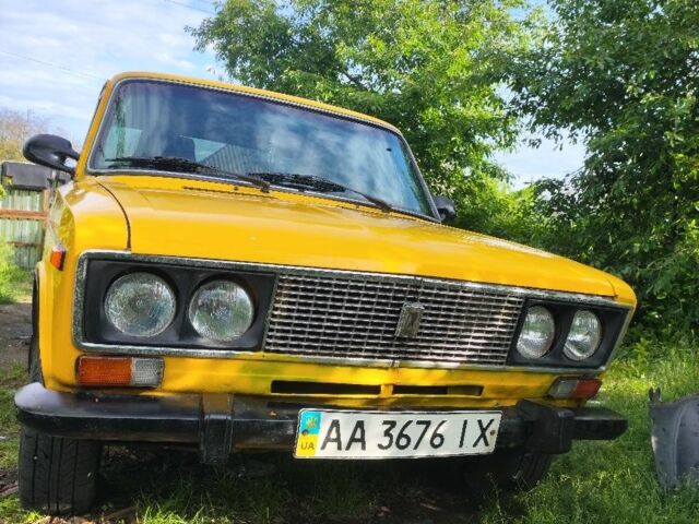 Желтый ВАЗ 2103, объемом двигателя 1 л и пробегом 53 тыс. км за 722 $, фото 2 на Automoto.ua