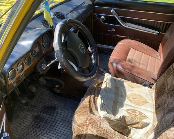 Желтый ВАЗ 2103, объемом двигателя 1.5 л и пробегом 250 тыс. км за 650 $, фото 5 на Automoto.ua