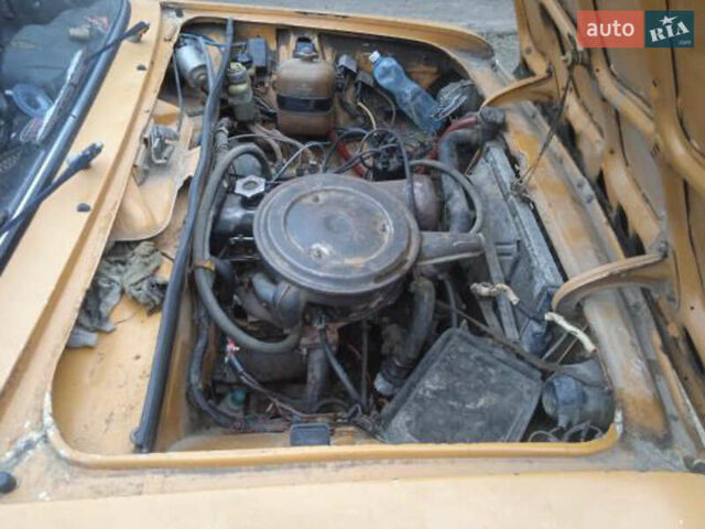 Желтый ВАЗ 2103, объемом двигателя 1.3 л и пробегом 220 тыс. км за 550 $, фото 7 на Automoto.ua