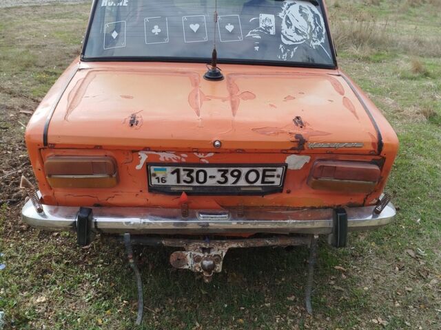Желтый ВАЗ 2103, объемом двигателя 3 л и пробегом 127 тыс. км за 413 $, фото 1 на Automoto.ua