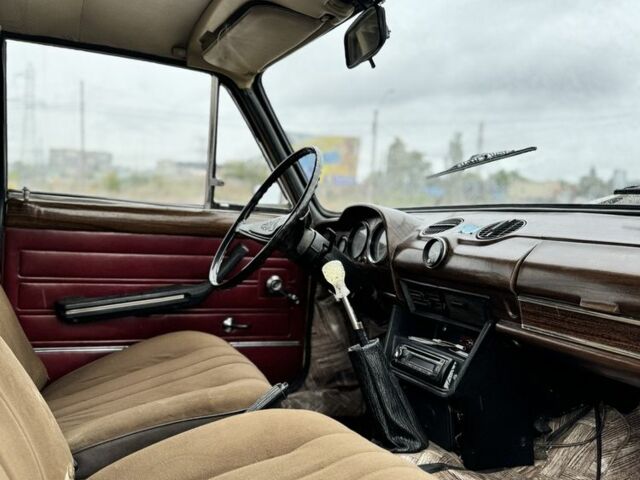 Желтый ВАЗ 2103, объемом двигателя 1.5 л и пробегом 88 тыс. км за 900 $, фото 7 на Automoto.ua