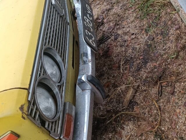 Желтый ВАЗ 2103, объемом двигателя 1.5 л и пробегом 1 тыс. км за 238 $, фото 2 на Automoto.ua