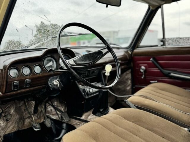 Желтый ВАЗ 2103, объемом двигателя 1.5 л и пробегом 88 тыс. км за 900 $, фото 4 на Automoto.ua