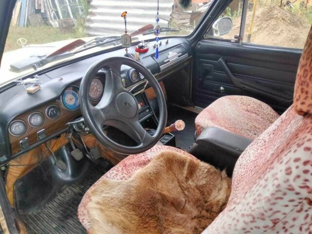 Желтый ВАЗ 2103, объемом двигателя 1.3 л и пробегом 200 тыс. км за 750 $, фото 2 на Automoto.ua