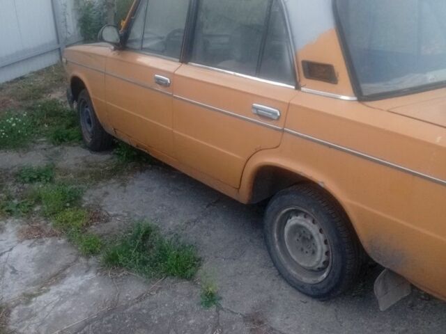 Жовтий ВАЗ 2103, об'ємом двигуна 1.5 л та пробігом 400 тис. км за 243 $, фото 5 на Automoto.ua