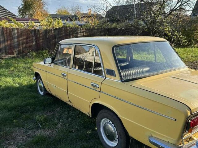 Жовтий ВАЗ 2103, об'ємом двигуна 1.5 л та пробігом 100 тис. км за 762 $, фото 1 на Automoto.ua
