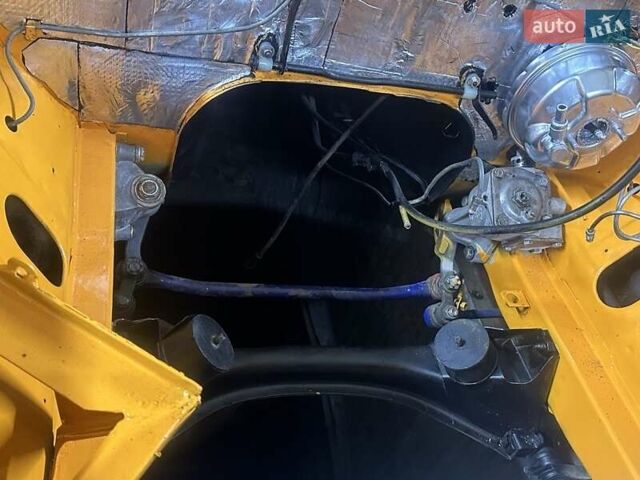 Желтый ВАЗ 2103, объемом двигателя 1.3 л и пробегом 500 тыс. км за 1800 $, фото 13 на Automoto.ua