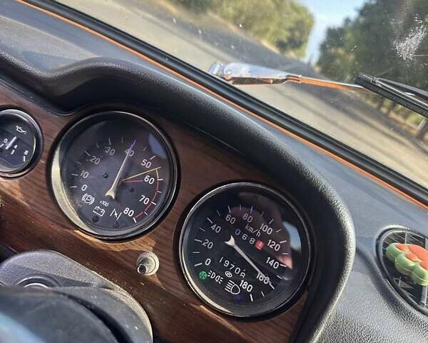 Желтый ВАЗ 2103, объемом двигателя 1.3 л и пробегом 500 тыс. км за 1800 $, фото 4 на Automoto.ua