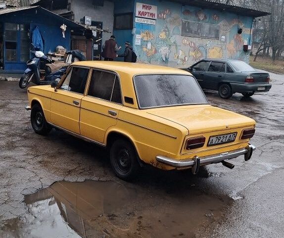 Желтый ВАЗ 2103, объемом двигателя 0 л и пробегом 999 тыс. км за 0 $, фото 7 на Automoto.ua