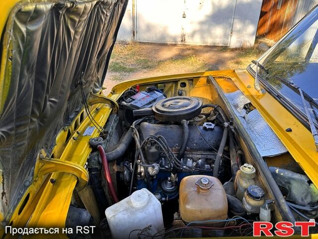 Жовтий ВАЗ 2103, об'ємом двигуна 1.3 л та пробігом 178 тис. км за 750 $, фото 4 на Automoto.ua