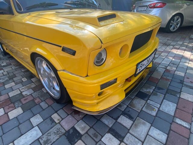 Желтый ВАЗ 2103, объемом двигателя 1.8 л и пробегом 74 тыс. км за 3000 $, фото 2 на Automoto.ua