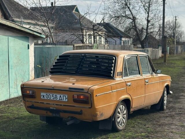 Желтый ВАЗ 2103, объемом двигателя 1.5 л и пробегом 1 тыс. км за 544 $, фото 2 на Automoto.ua