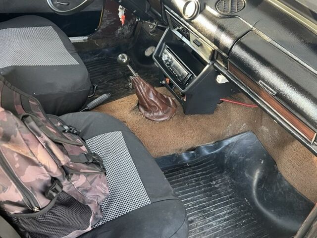 Желтый ВАЗ 2103, объемом двигателя 1.5 л и пробегом 100 тыс. км за 833 $, фото 5 на Automoto.ua