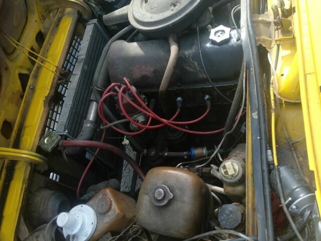 ВАЗ 2103 1989 у Старокостянтинів на Automoto.ua Жовтий ВАЗ 2103, об'ємом двигуна 1.3 л та пробігом 80 тис. км за 646 $, фото 5 на Automoto.ua