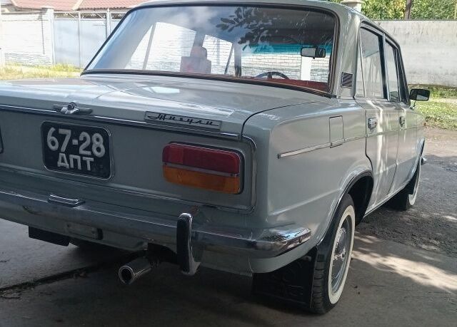 Серый ВАЗ 2103, объемом двигателя 1.3 л и пробегом 53 тыс. км за 2000 $, фото 3 на Automoto.ua