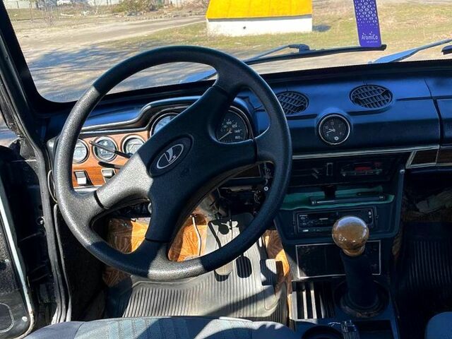 Серый ВАЗ 2103, объемом двигателя 15 л и пробегом 160 тыс. км за 795 $, фото 6 на Automoto.ua
