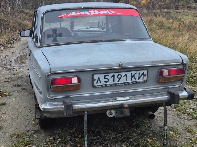 Серый ВАЗ 2103, объемом двигателя 0 л и пробегом 1 тыс. км за 350 $, фото 2 на Automoto.ua