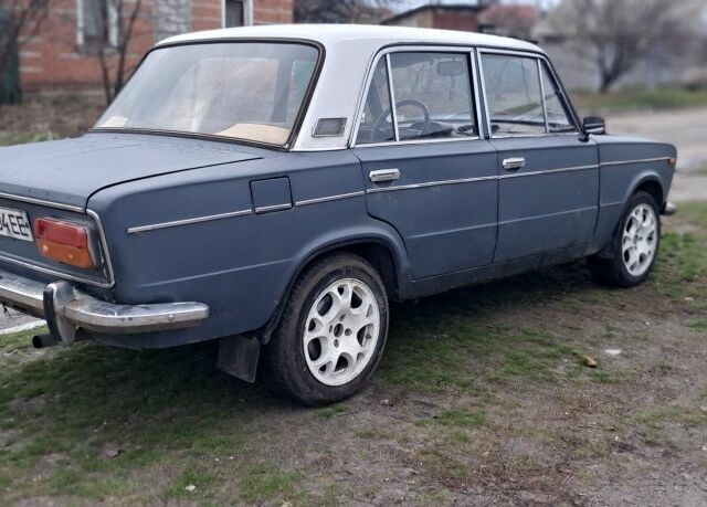 Серый ВАЗ 2103, объемом двигателя 1.5 л и пробегом 86 тыс. км за 550 $, фото 3 на Automoto.ua