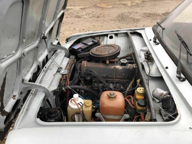 Сірий ВАЗ 2103, об'ємом двигуна 1.5 л та пробігом 141 тис. км за 1100 $, фото 15 на Automoto.ua