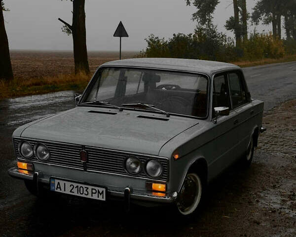 Сірий ВАЗ 2103, об'ємом двигуна 1.5 л та пробігом 250 тис. км за 700 $, фото 1 на Automoto.ua