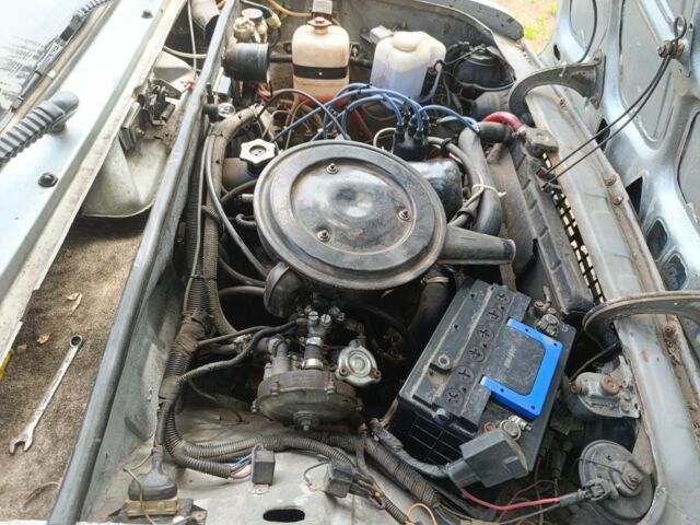 Серый ВАЗ 2103, объемом двигателя 1 л и пробегом 72 тыс. км за 597 $, фото 7 на Automoto.ua