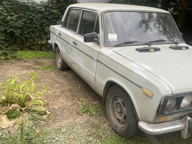 Серый ВАЗ 2103, объемом двигателя 1.5 л и пробегом 999 тыс. км за 363 $, фото 1 на Automoto.ua