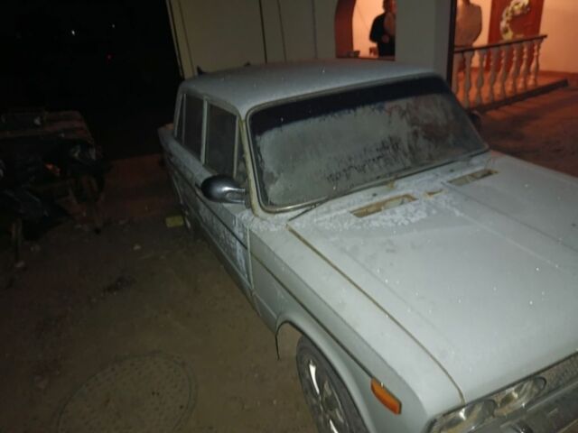 Серый ВАЗ 2103, объемом двигателя 2 л и пробегом 200 тыс. км за 650 $, фото 5 на Automoto.ua