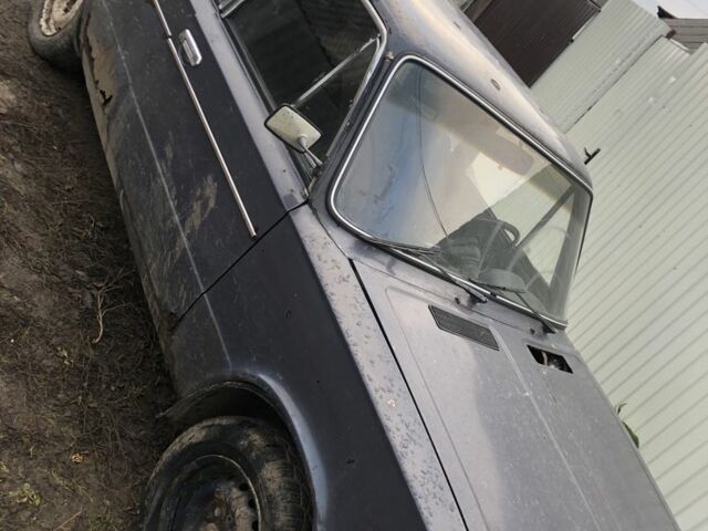 Серый ВАЗ 2103, объемом двигателя 1.6 л и пробегом 3 тыс. км за 350 $, фото 2 на Automoto.ua