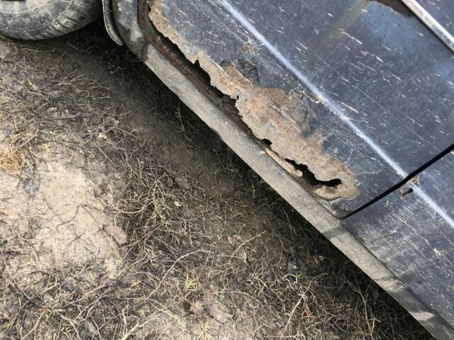 Серый ВАЗ 2103, объемом двигателя 1.6 л и пробегом 3 тыс. км за 350 $, фото 3 на Automoto.ua