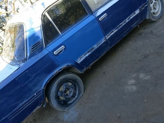 Синий ВАЗ 2103, объемом двигателя 0 л и пробегом 9 тыс. км за 238 $, фото 4 на Automoto.ua