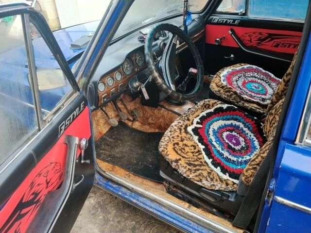 Синий ВАЗ 2103, объемом двигателя 0 л и пробегом 2 тыс. км за 550 $, фото 4 на Automoto.ua
