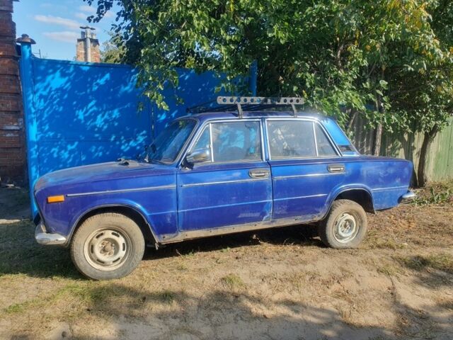 Синий ВАЗ 2103, объемом двигателя 1.5 л и пробегом 300 тыс. км за 387 $, фото 1 на Automoto.ua