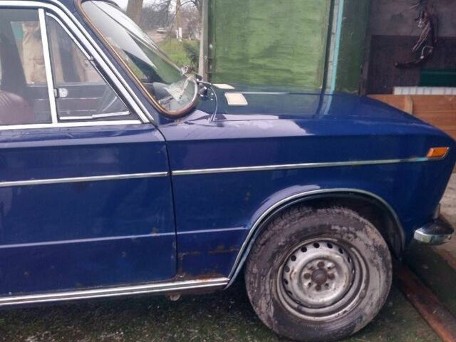 Синий ВАЗ 2103, объемом двигателя 0 л и пробегом 86 тыс. км за 592 $, фото 2 на Automoto.ua