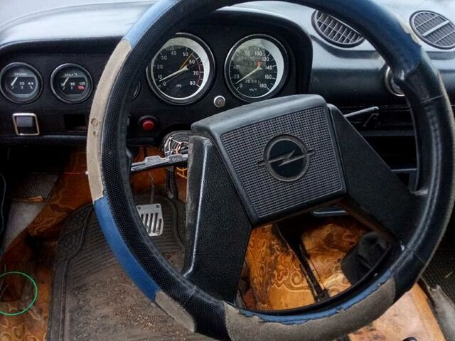 Синий ВАЗ 2103, объемом двигателя 15 л и пробегом 0 тыс. км за 480 $, фото 5 на Automoto.ua