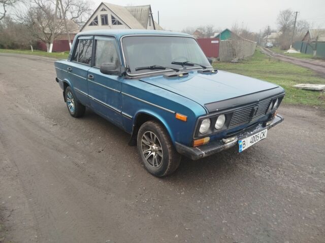 Синий ВАЗ 2103, объемом двигателя 1.5 л и пробегом 250 тыс. км за 770 $, фото 4 на Automoto.ua