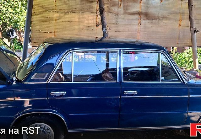 Синий ВАЗ 2103, объемом двигателя 1.5 л и пробегом 170 тыс. км за 3500 $, фото 1 на Automoto.ua