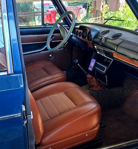 Синий ВАЗ 2103, объемом двигателя 1.5 л и пробегом 170 тыс. км за 3500 $, фото 5 на Automoto.ua