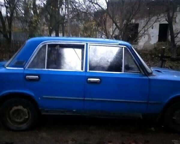 Синий ВАЗ 2103, объемом двигателя 1.5 л и пробегом 100 тыс. км за 300 $, фото 3 на Automoto.ua