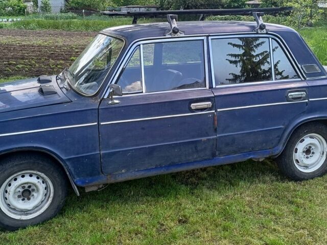 Синій ВАЗ 2103, об'ємом двигуна 0 л та пробігом 240 тис. км за 477 $, фото 2 на Automoto.ua