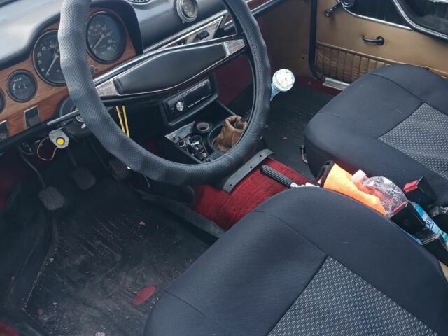 Синий ВАЗ 2103, объемом двигателя 1.5 л и пробегом 200 тыс. км за 498 $, фото 5 на Automoto.ua