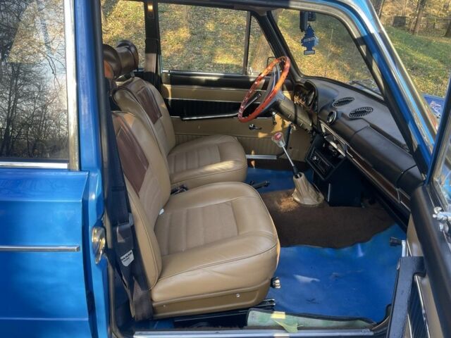 Синий ВАЗ 2103, объемом двигателя 1.5 л и пробегом 27 тыс. км за 5500 $, фото 6 на Automoto.ua